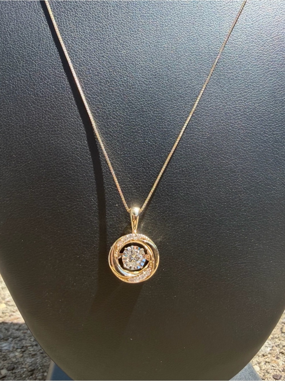 14k Yellow Gold .41ctw Natural Dancing Diamond Pendant Necklace
